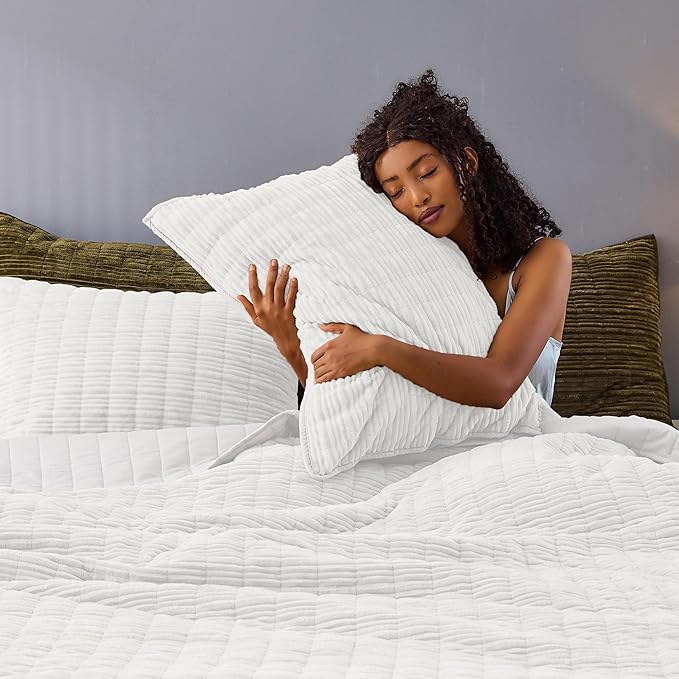 Wonderful Luxury Velvet Quilt - Striped Channel Stitch Ivory Quilt Queen, Soft Corduroy Lightweight Comforter, Pet-Friendly, Tear-Resistant, Bedspread Coverlet Bedding for All Season,94"x94"
