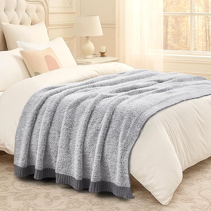 Amélie Home Knit Throw Blanket for Couch, Super Soft Cozy Fuzzy Throws for Sofa Bed Living Room, Luxury Cozy Fluffy Throw for Room Decor, 60" x 80", Heather Grey