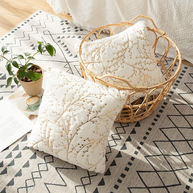 LIGICKY Set of 2 Fluffy White Faux Fur Pillow Covers Gold Branches Glitter Throw Pillows Decorative Soft Furry Sparkling Square Cushion Cases for Sofa Bedroom Party Décor 20x20inch（Double Sided Fur