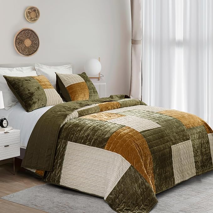 Wonderful Velvet Patchwork Quilt Set - Striped Channel Stitch Green Quilt King, Soft Corduroy Lightweight Comforter, Pet-Friendly, Tear-Resistant, Farmhouse Bedspread Bedding for All Season, 106"x94"