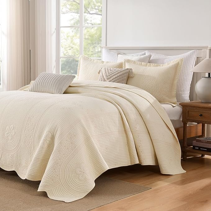 MarCielo 100% Cotton Quilt Set Lightweight Bedspread with Scalloped Edge, Farmhouse Vintage Bedding, All Season Use(Tu Beige,King (114"x102"))