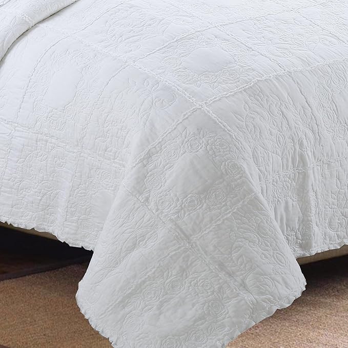 DURLENGEN White Rose Patchwork 100% Cotton Queen Quilt 3Pcs,White Patchwork with Rose Pattern,Luxury Lightweight Cotton Coverlet Sets for All Season(Queen 90x96,White Rose Patchwork)
