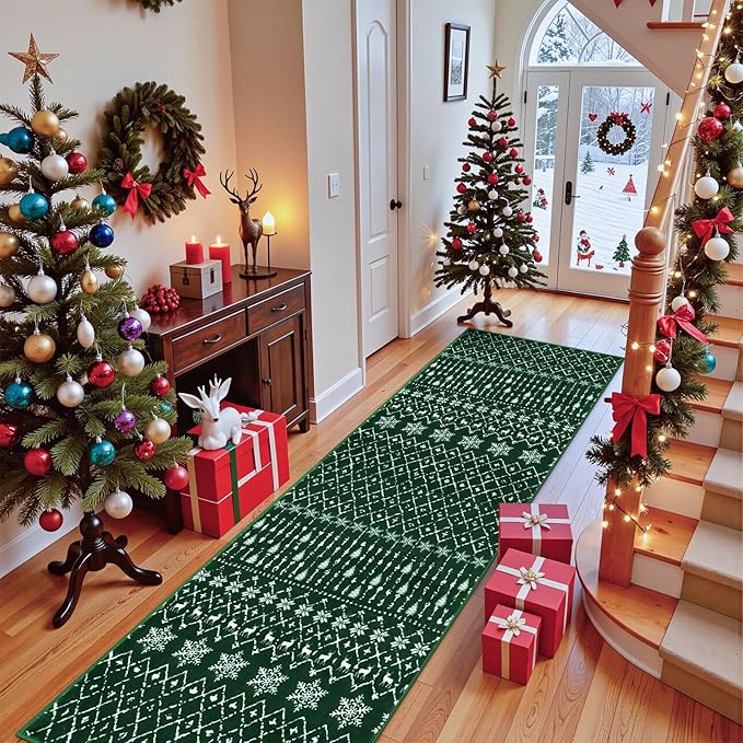 Lahome Christmas Runner Rug for Hallway 2x8 Non Slip Soft Long Kitchen Carpet Runner Washable Low Pile Xmas Snowflake Carpet Runner for Entryway Bathroom Holiday Winter Home Decor Green