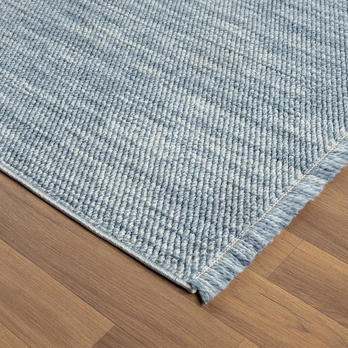 LUXE WEAVERS Solid Machine Woven Blue 6x9 Area Rug, Indoor Stain-Resistant Carpet