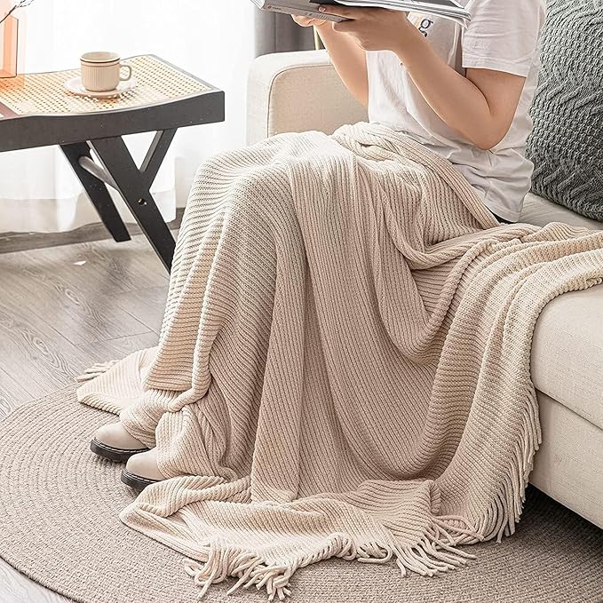 lifein Throw Blanket for Couch, Soft Boho Decor Bed Throw,Cozy White Chenille Knitted Small Farmhouse Lightweight Throw(White/Cream,60 * 80")
