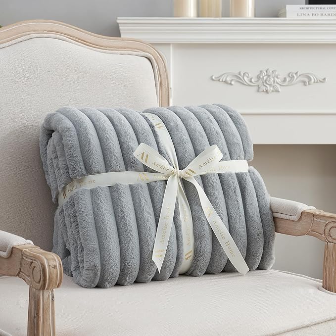 Amélie Home Faux Fur Throw Blanket for Couch, Cozy Fuzzy Fluffy Fur Luxurious Soft Striped Plush Gift Blankets for Family Sofa Chair Bedroom, 55"x70", Light Grey