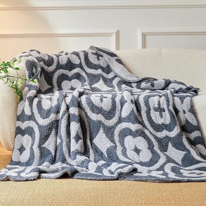 YIRUIO Blankets & Throws Ultra Soft Extra Plush & Warm Fluffy Fuzzy Cozy Middleweight Gift for Birthdays Holidays Any Occasion