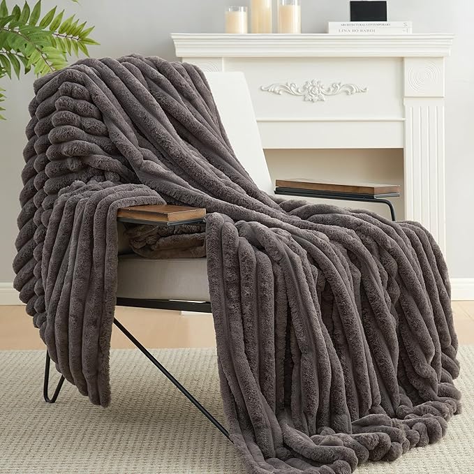 Amélie Home Faux Fur Throw Blanket for Couch, Cozy Fuzzy Fluffy Fur Luxurious Soft Striped Plush Gift Blankets for Family Sofa Chair Bedroom, 55"x70", Charcoal Grey