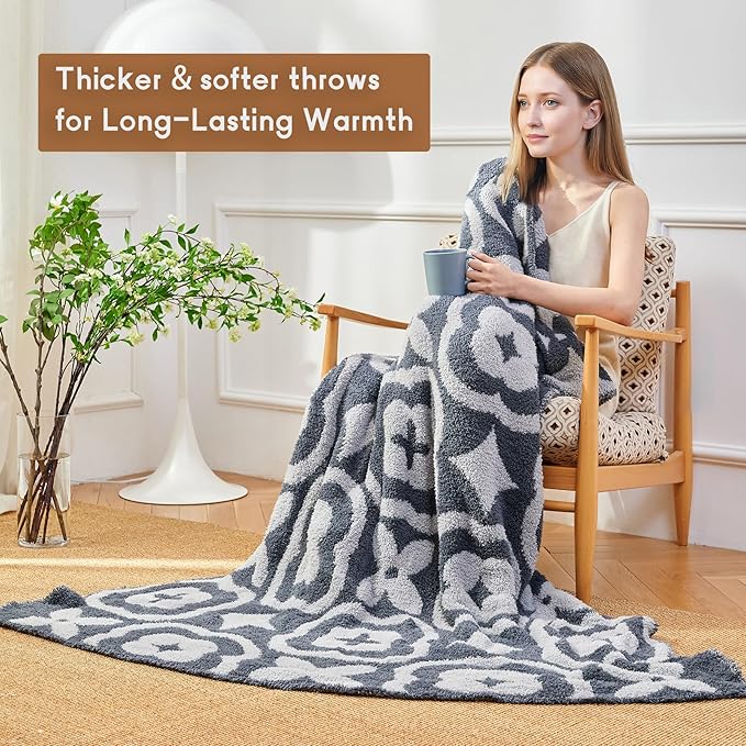 YIRUIO Blankets & Throws Ultra Soft Extra Plush & Warm Fluffy Fuzzy Cozy Middleweight Gift for Birthdays Holidays Any Occasion