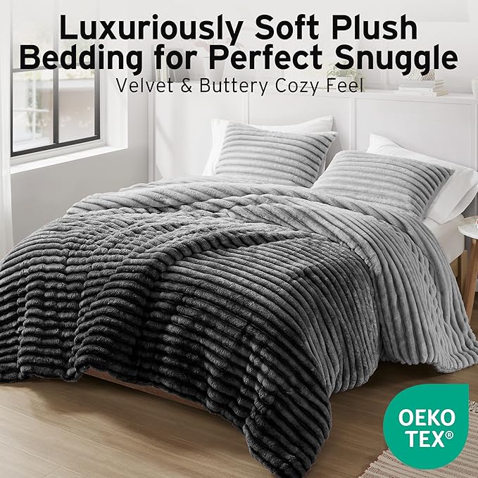 Intelligent Design Queen Comforter Set, Plush Bedding, Microfiber Reverse, 3 Piece, Lightweight, Super Soft Ribbed Velvet Comforter 2 Shams, All Season Fluffy Bed Set, Avril, Full/Queen Grey Ombre