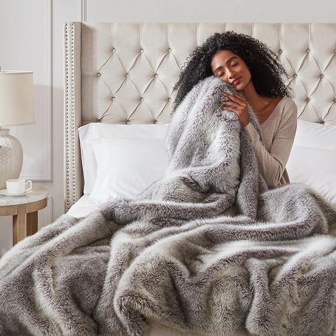 Hyde Lane Soft Faux Fur Throw Blanket, Luxury Fluffy Grey Blankets for Couch Bed Decoration, Thick Heavy & Puzzy Throws, Chinchilla Gray, 60x80