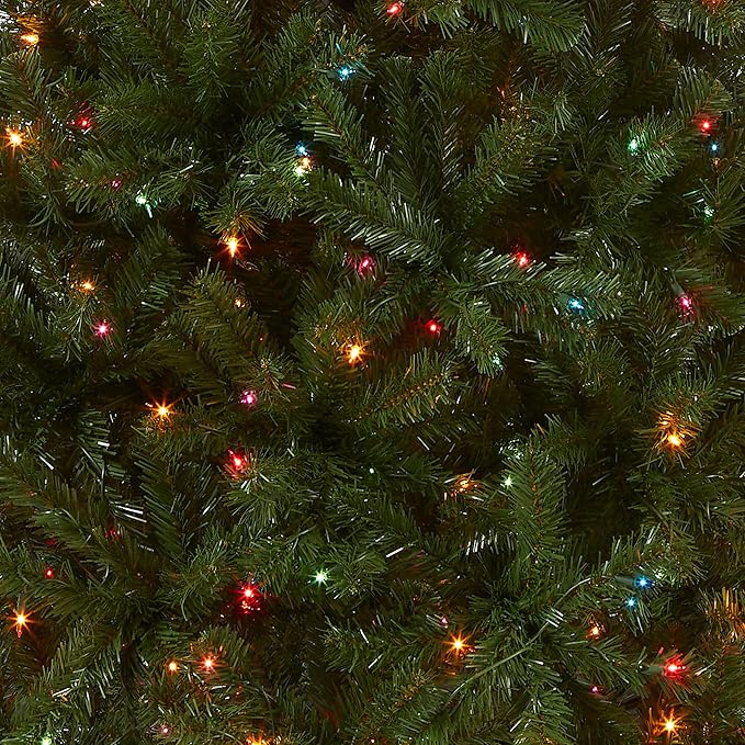 National Tree Company 7 ft Pre-Lit North Valley Spruce Full Artificial Christmas Tree, 500 Multicolor Lights, 1,096 Tips, Includes Stand, Green