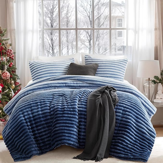 Intelligent Design Queen Comforter Set, Plush Bedding, Microfiber Reverse, 3 Piece, Lightweight, Super Soft Ribbed Velvet Comforter 2 Shams, All Season Fluffy Bed Set, Avril, Full/Queen Blue Ombre