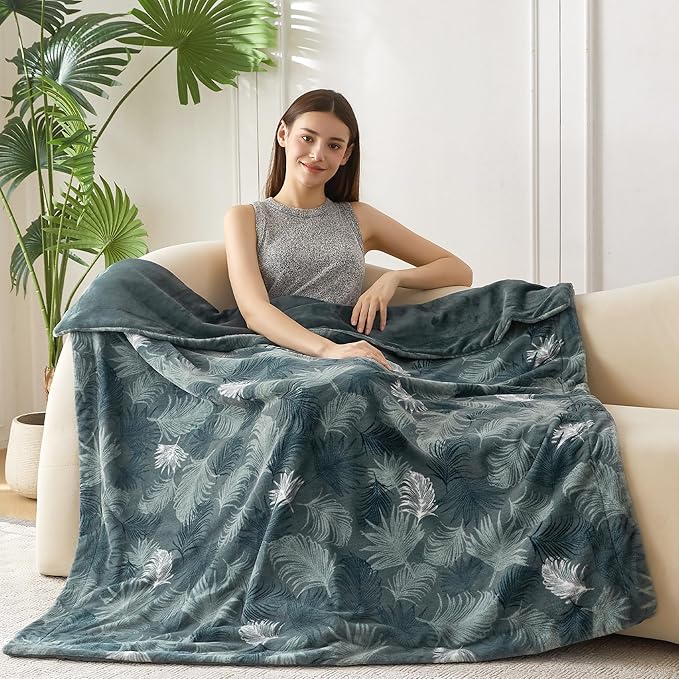 COOVA Faux Rabbit Fur & Flannel Throw Blanket 50x60 Inch - Luxury Fuzzy & Cozy Soft Blanket for All Seasons, Breathable and Comfortable for Bed, Sofa, Couch, and Camping, Feather Pattern,Blue