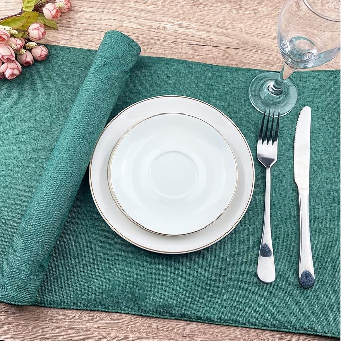 Weabetfu Cloth Placemats Set of 8 Heat Resistant Dining Table Placemmats Cotton Linen Machine Washable Kitchen Table Mats Wrinkle Free Thick Fabric Place Mat,Easy to Clean,13"x19" Green